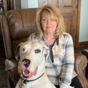 Meet your Posher, Lorraine